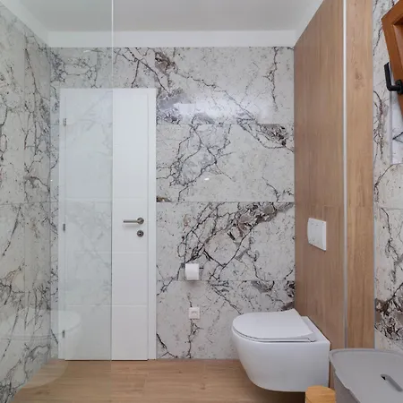 Awesome In Prázdninový dům *